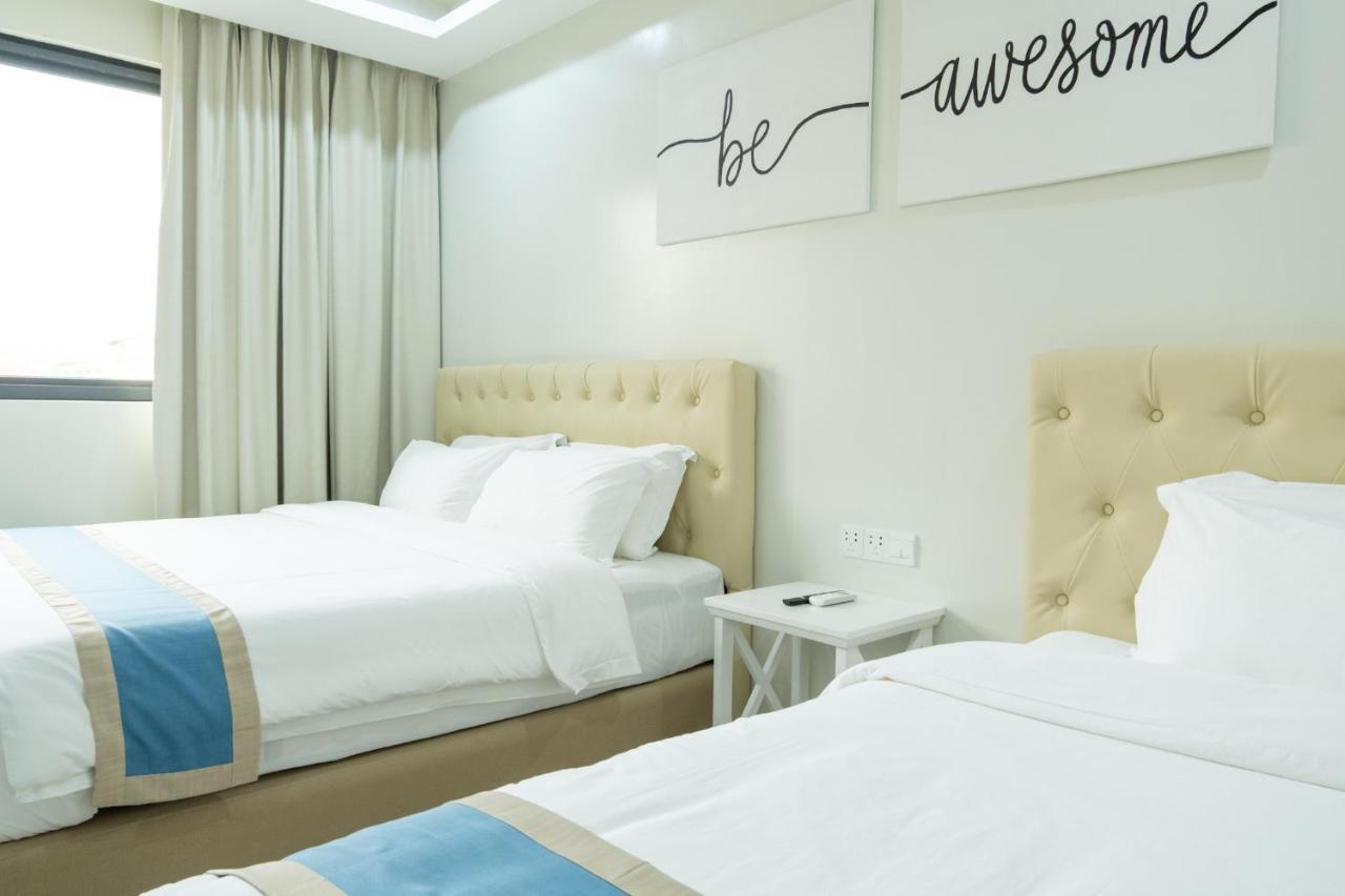 Hampton Suites Davao City Esterno foto